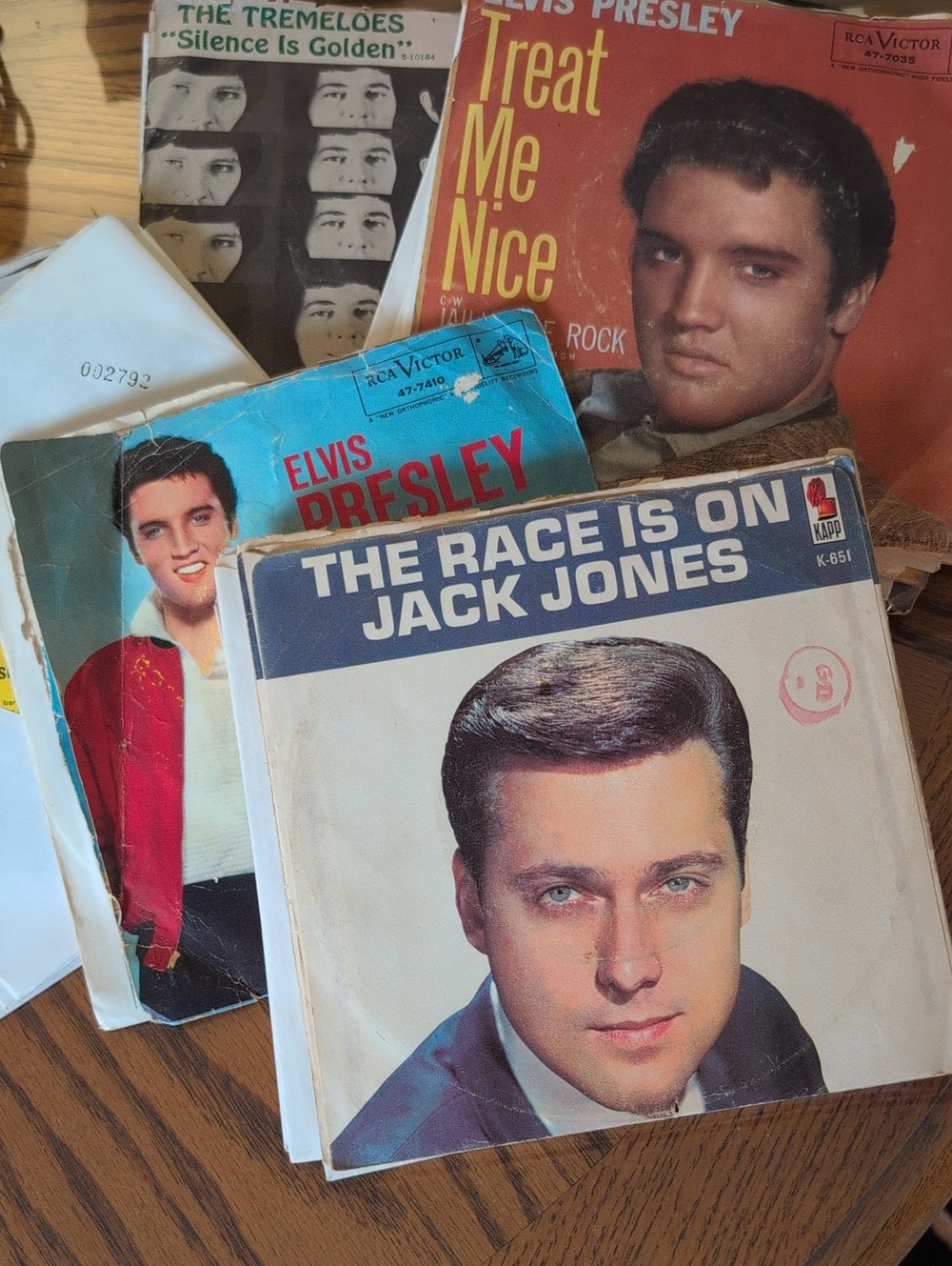1950's 1960's Vinyl 45 RPM Lot of 50 Rock, Pop, R&B, Country Records